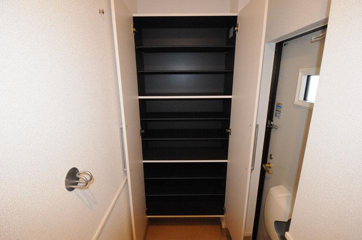 シューズボックス