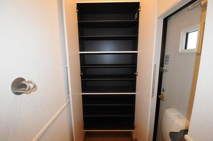 シューズボックス