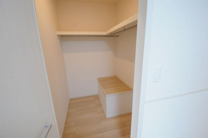 ｳｫｰｸｲﾝｸﾛｰｾﾞｯﾄ