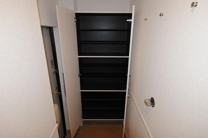 シューズボックス