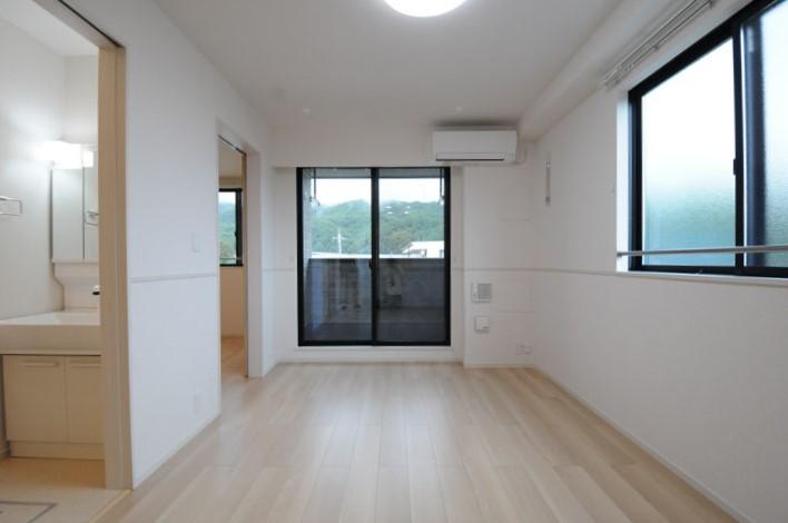 ﾘﾋﾞﾝｸﾞﾀﾞｲﾆﾝｸﾞｷｯﾁﾝ