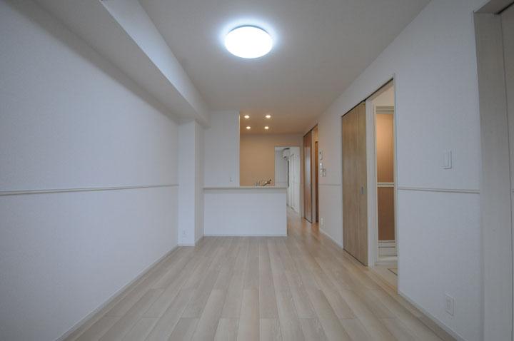 ﾘﾋﾞﾝｸﾞﾀﾞｲﾆﾝｸﾞｷｯﾁﾝ