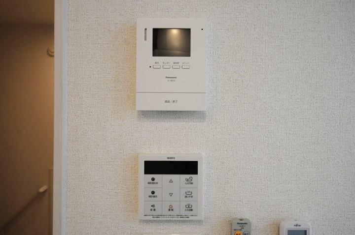 モニタ付インターホン