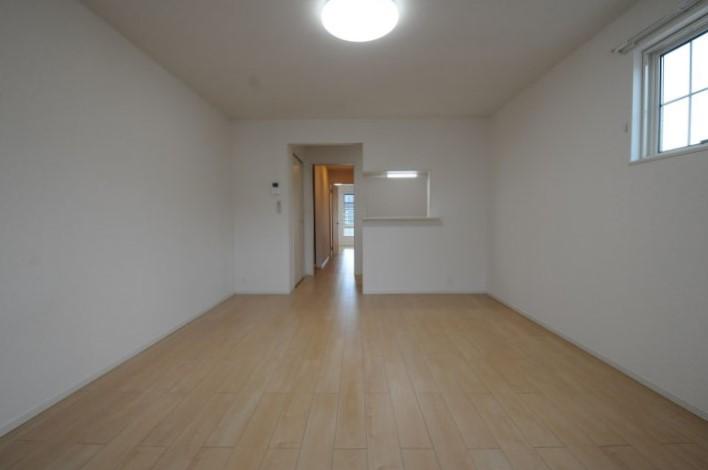 ﾘﾋﾞﾝｸﾞﾀﾞｲﾆﾝｸﾞｷｯﾁﾝ