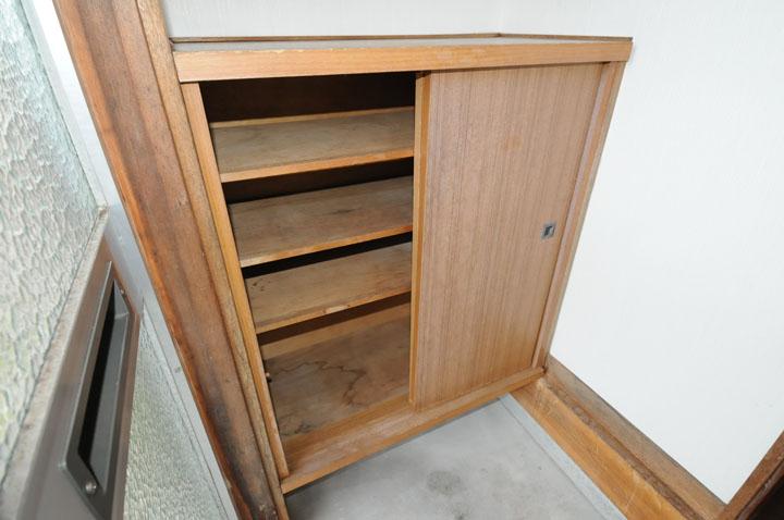 シューズボックス