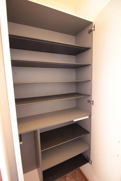 シューズボックス