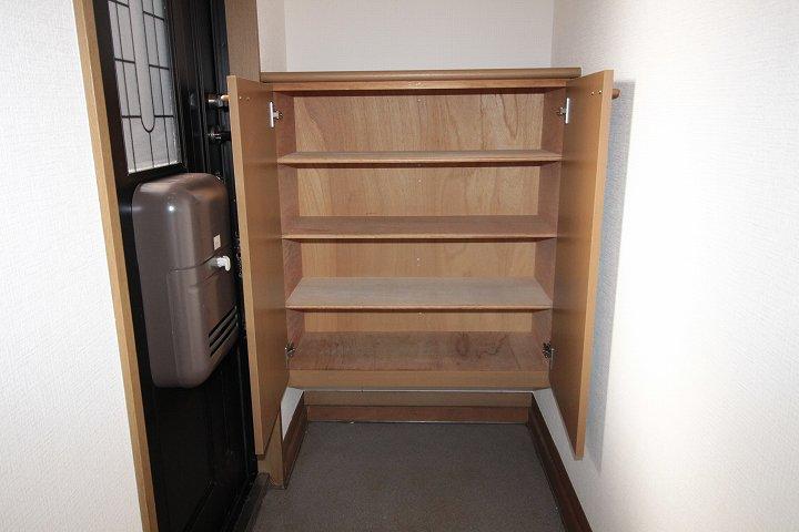 シューズボックス