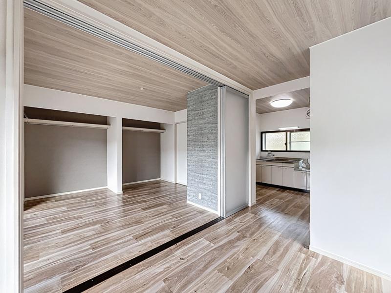 ﾘﾋﾞﾝｸﾞ(2)