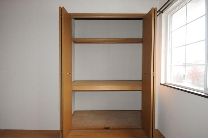 洋室2収納