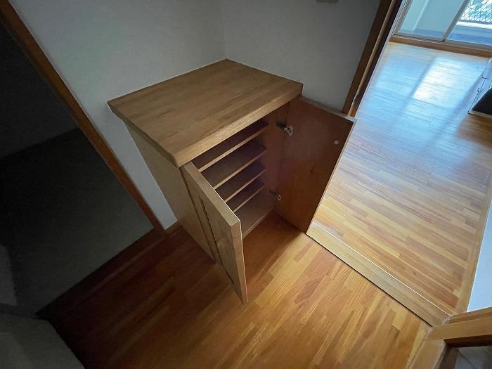 シューズボックス