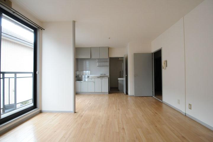 ﾘﾋﾞﾝｸﾞﾀﾞｲﾆﾝｸﾞｷｯﾁﾝ