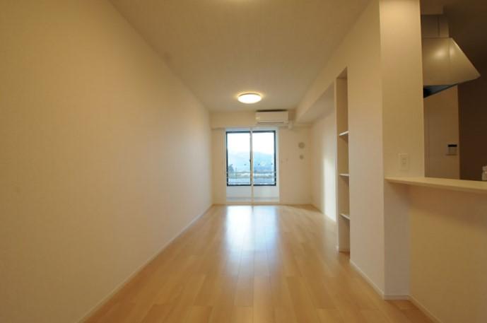 ﾘﾋﾞﾝｸﾞﾀﾞｲﾆﾝｸﾞｷｯﾁﾝ