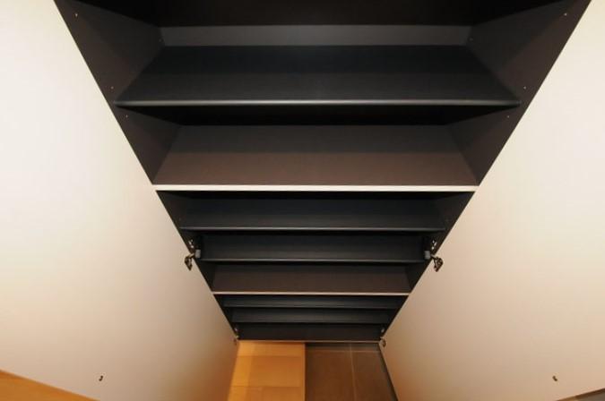 シューズボックス