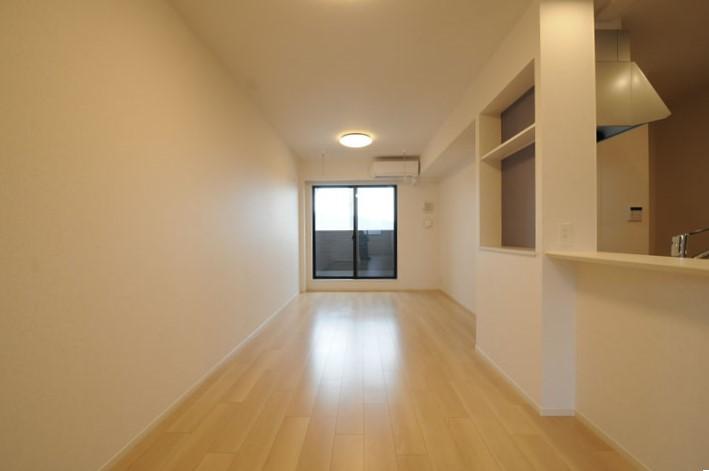 ﾘﾋﾞﾝｸﾞﾀﾞｲﾆﾝｸﾞｷｯﾁﾝ