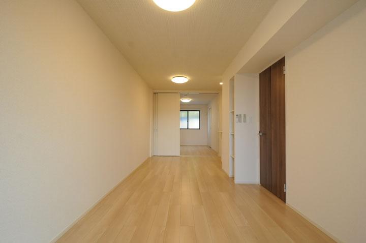 ﾘﾋﾞﾝｸﾞﾀﾞｲﾆﾝｸﾞｷｯﾁﾝ