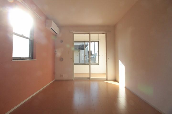 ﾘﾋﾞﾝｸﾞﾀﾞｲﾆﾝｸﾞｷｯﾁﾝ