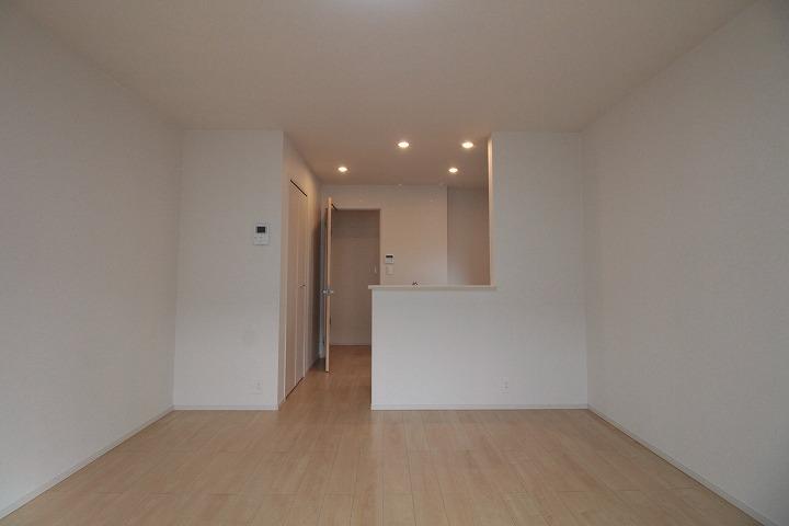 ﾘﾋﾞﾝｸﾞﾀﾞｲﾆﾝｸﾞｷｯﾁﾝ