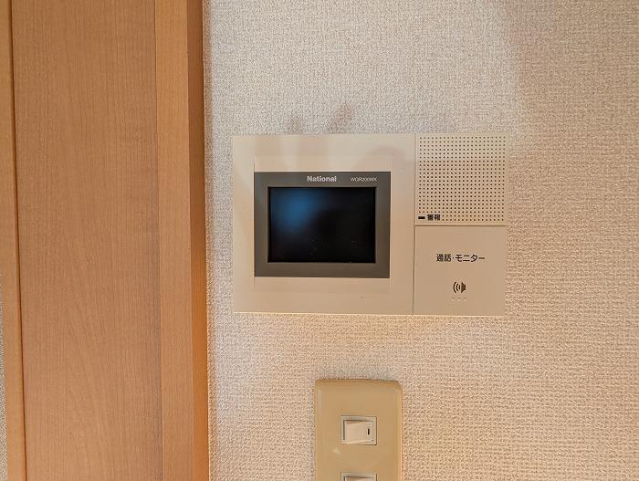 モニタ付インターホン
