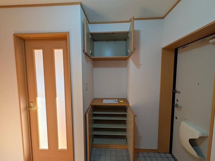 シューズボックス