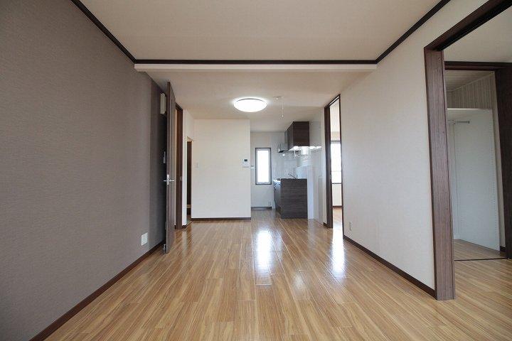 ﾘﾋﾞﾝｸﾞﾀﾞｲﾆﾝｸﾞｷｯﾁﾝ