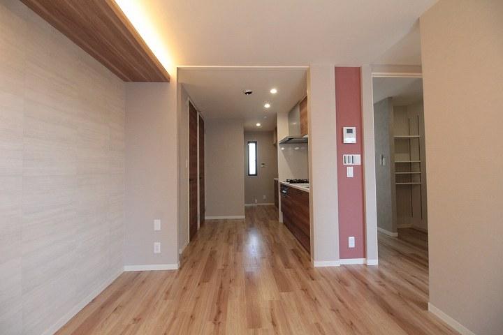 ﾘﾋﾞﾝｸﾞﾀﾞｲﾆﾝｸﾞｷｯﾁﾝ