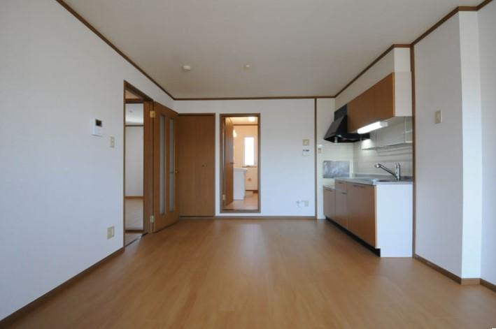 ﾘﾋﾞﾝｸﾞﾀﾞｲﾆﾝｸﾞｷｯﾁﾝ