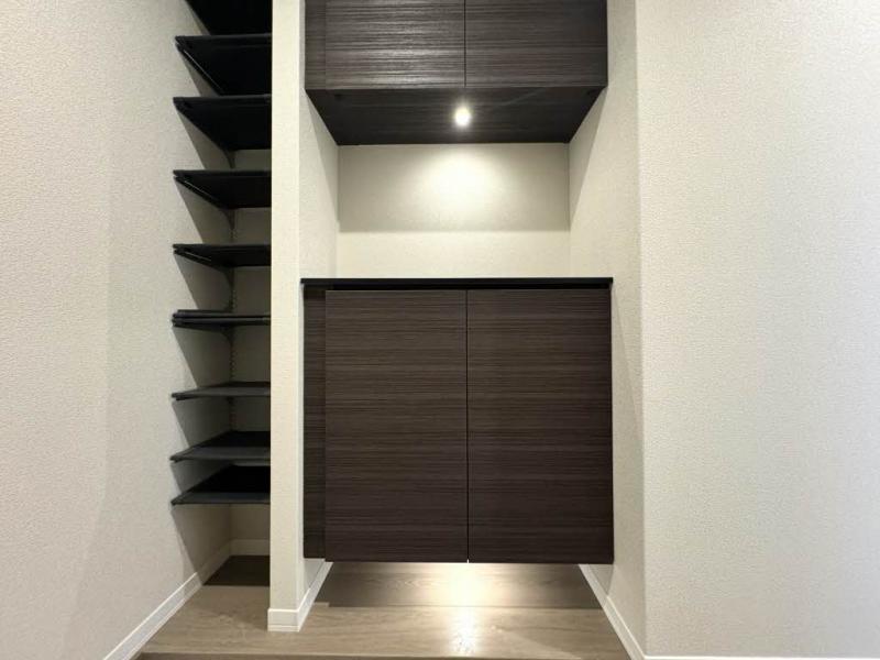 シューズボックス