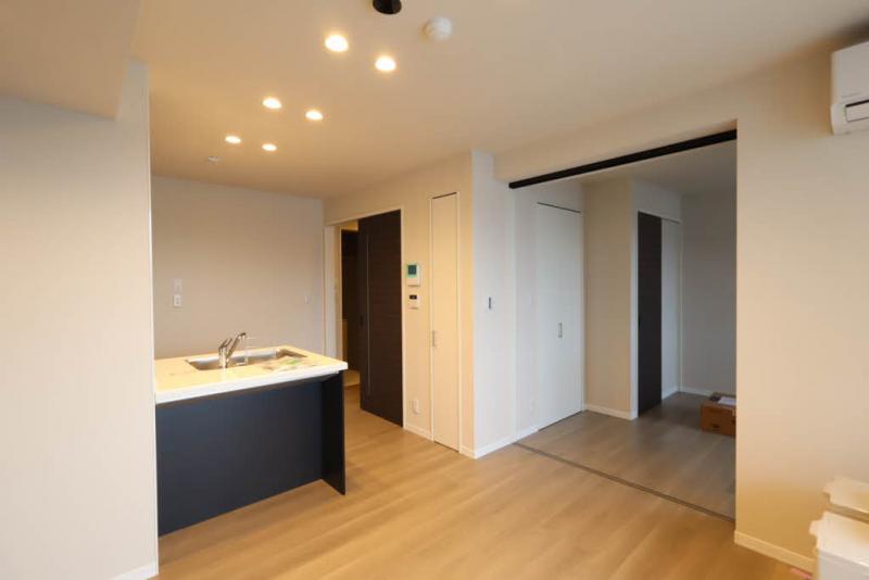 ﾘﾋﾞﾝｸﾞﾀﾞｲﾆﾝｸﾞｷｯﾁﾝ