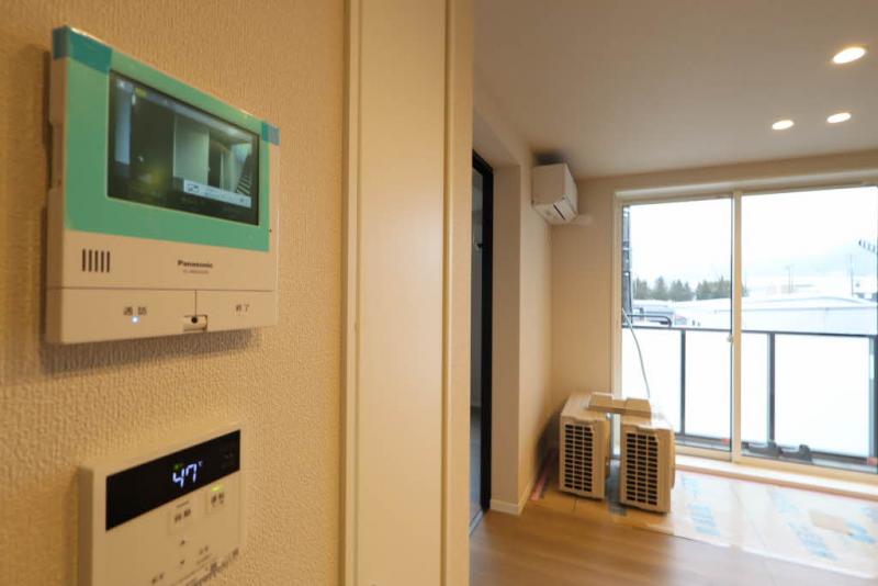 モニタ付インターホン