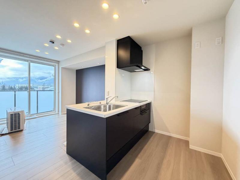 ﾘﾋﾞﾝｸﾞﾀﾞｲﾆﾝｸﾞｷｯﾁﾝ