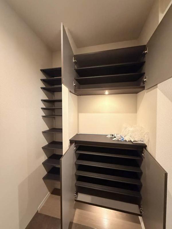 シューズボックス