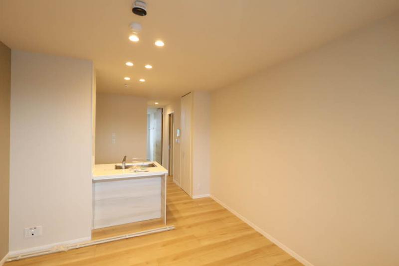 ﾘﾋﾞﾝｸﾞﾀﾞｲﾆﾝｸﾞｷｯﾁﾝ