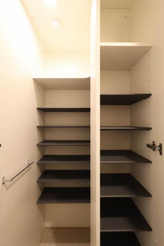 シューズボックス