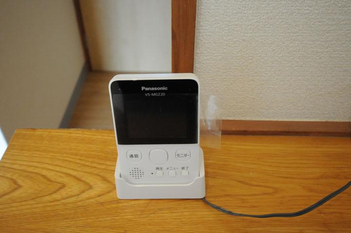 モニタ付インターホン