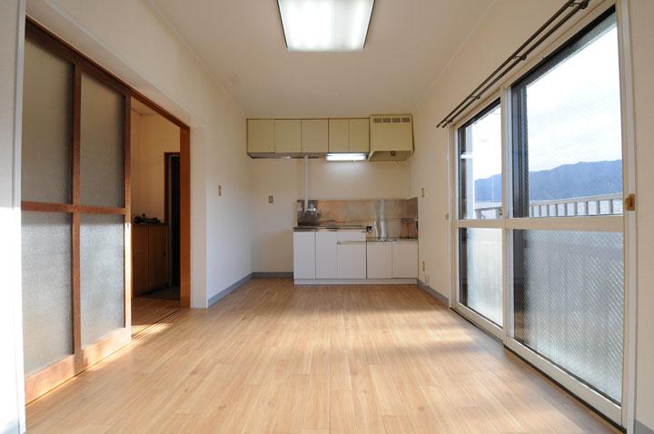 ﾀﾞｲﾆﾝｸﾞ