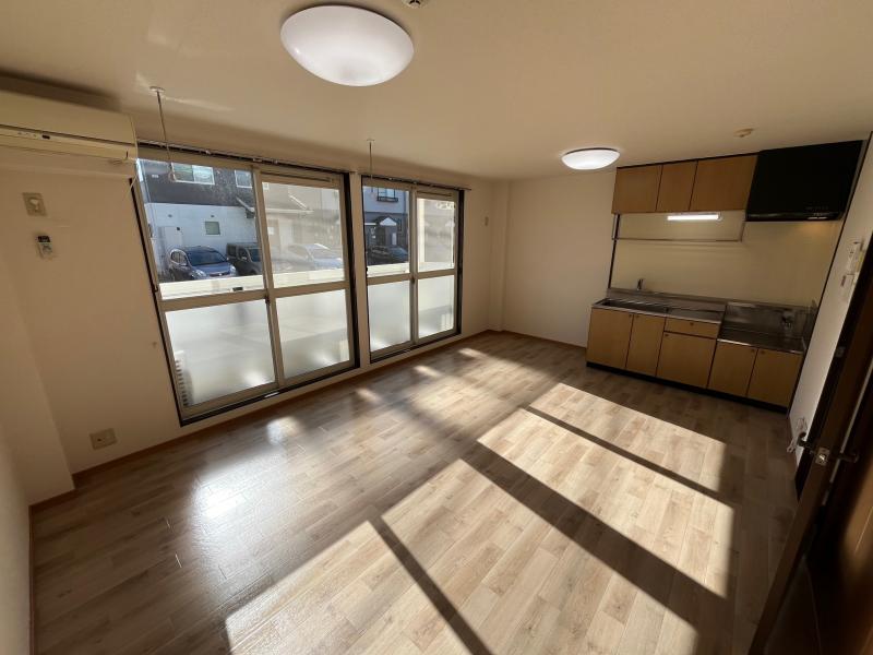 ﾘﾋﾞﾝｸﾞﾀﾞｲﾆﾝｸﾞ