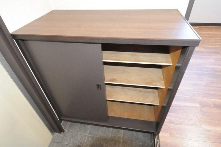 シューズボックス