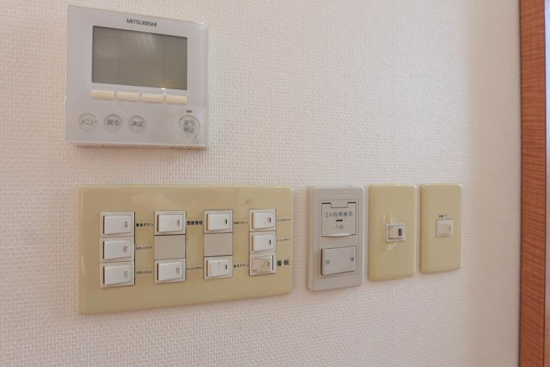 モニタ付インターホン