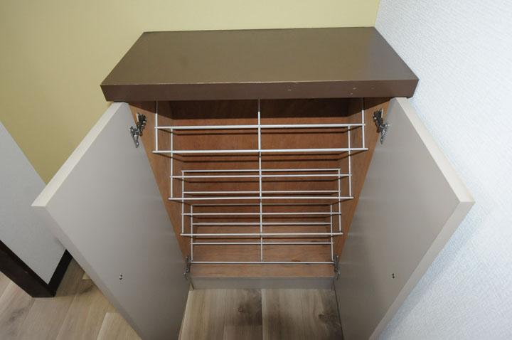 シューズボックス