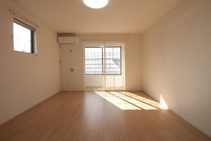 ﾘﾋﾞﾝｸﾞﾀﾞｲﾆﾝｸﾞｷｯﾁﾝ