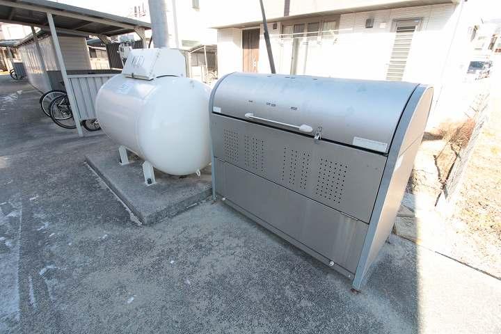 ごみ集積場