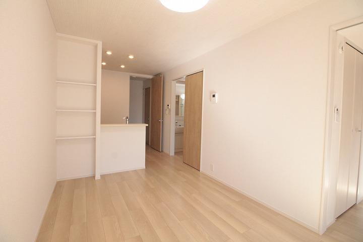 ﾘﾋﾞﾝｸﾞﾀﾞｲﾆﾝｸﾞ