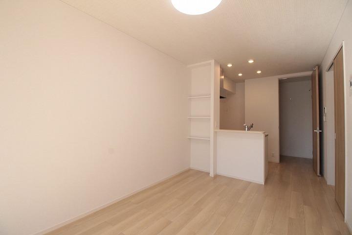 ﾘﾋﾞﾝｸﾞﾀﾞｲﾆﾝｸﾞ