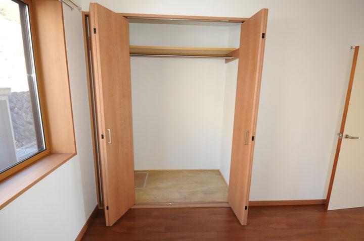 洋室１クローゼット