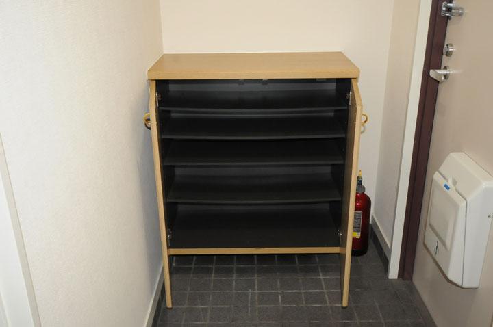 シューズボックス