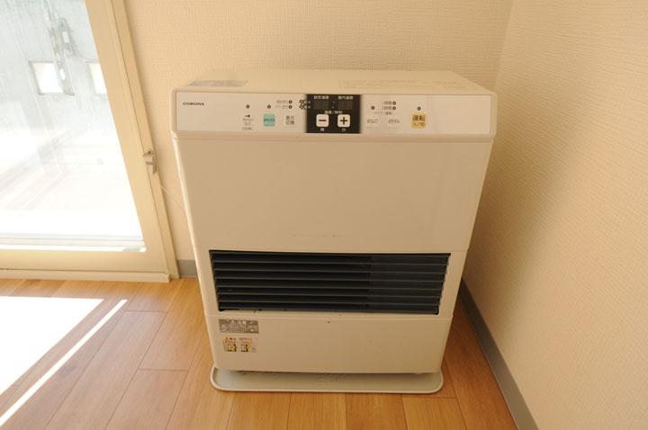 ガスファンヒーター