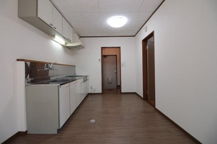 ﾀﾞｲﾆﾝｸﾞｷｯﾁﾝ