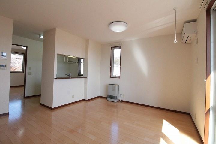 ﾘﾋﾞﾝｸﾞﾀﾞｲﾆﾝｸﾞ