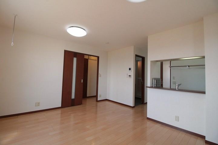 ﾘﾋﾞﾝｸﾞﾀﾞｲﾆﾝｸﾞ