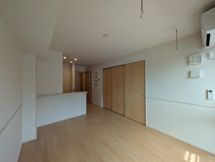 ﾘﾋﾞﾝｸﾞﾀﾞｲﾆﾝｸﾞ